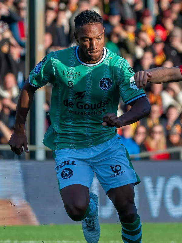 Jonathan de Guzmán