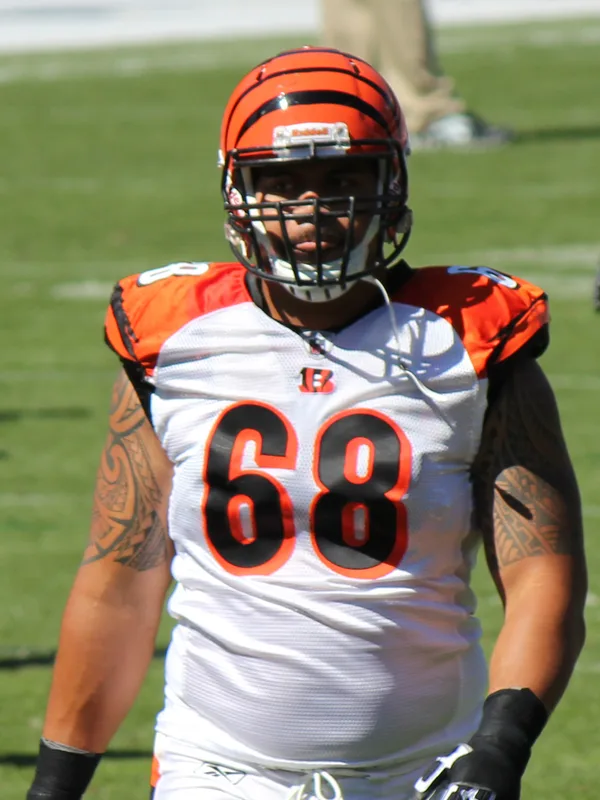 Jonathan Fanene