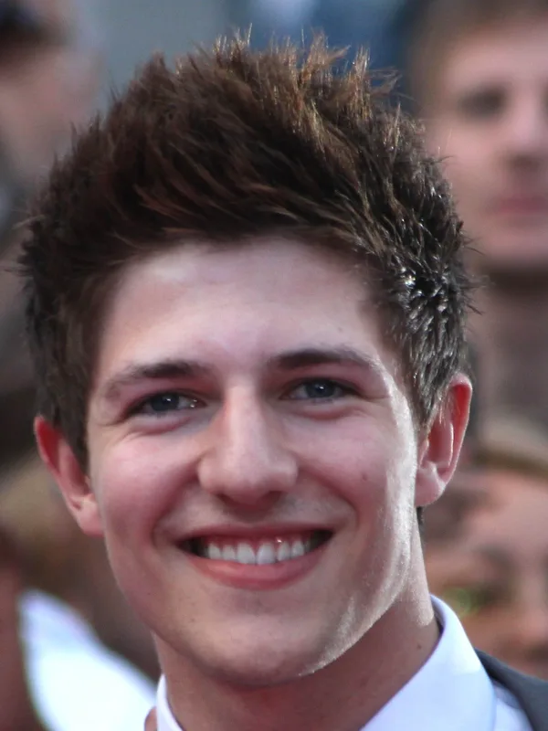 Josh James (singer)