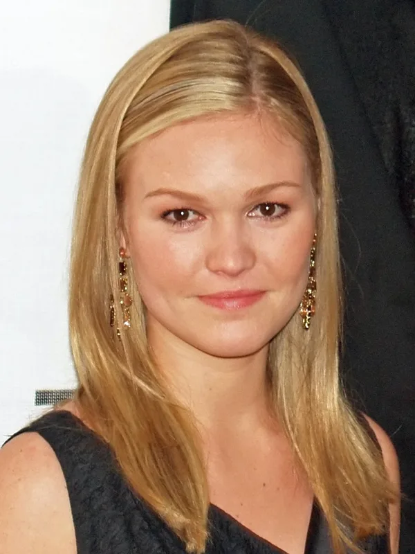 Julia Stiles