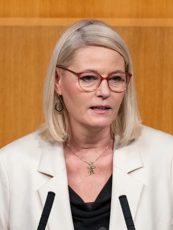 Katrin Auer