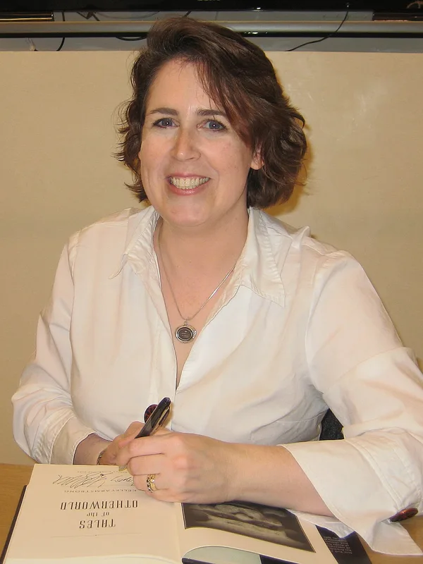 Kelley Armstrong