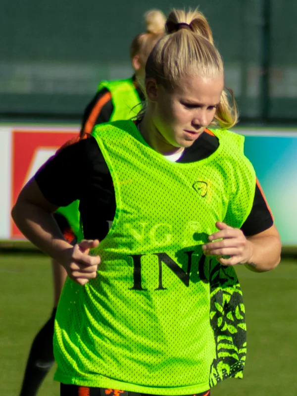 Kika van Es