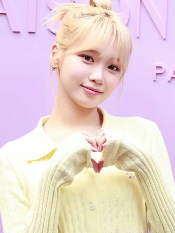 Kim Chaewon