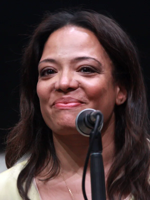 Lauren Vélez