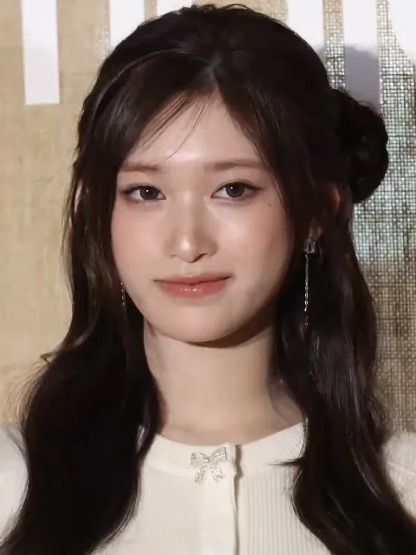Leeseo