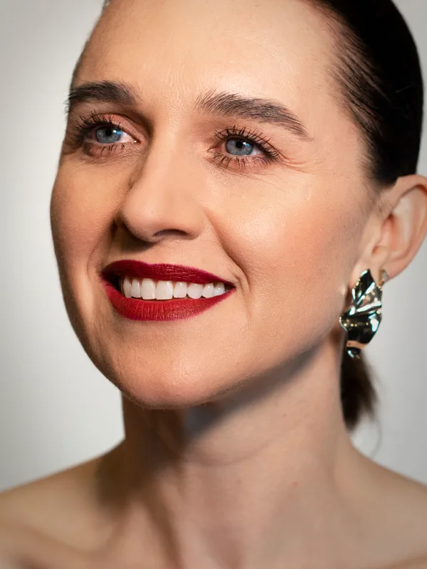 Lena Hall