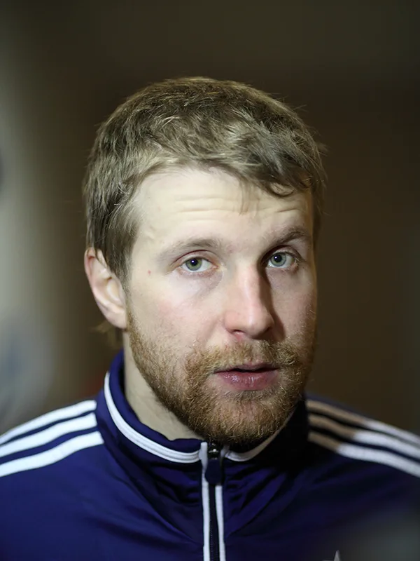 Leo Komarov