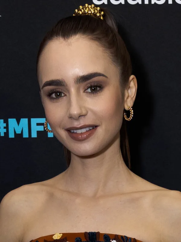 Lily Collins