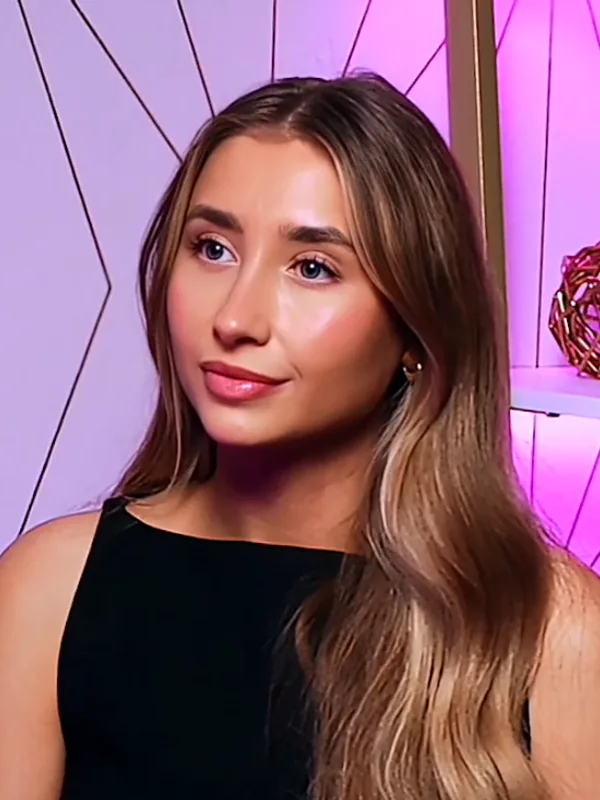 Lily Phillips
