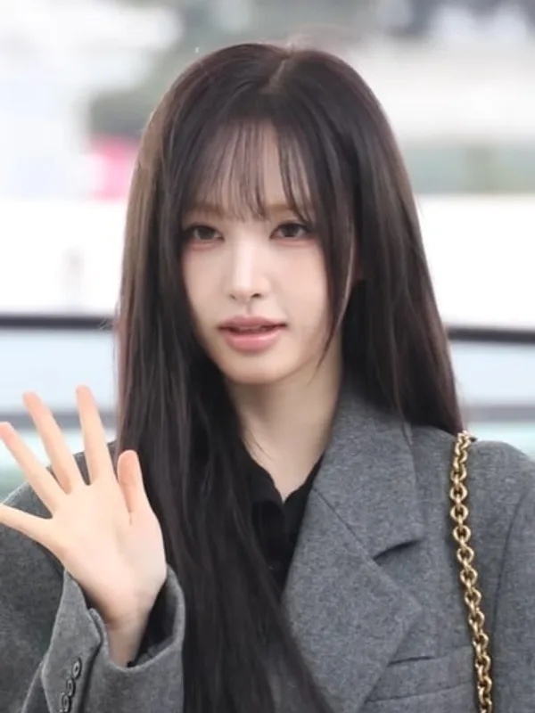 Liz (South Korean singer)