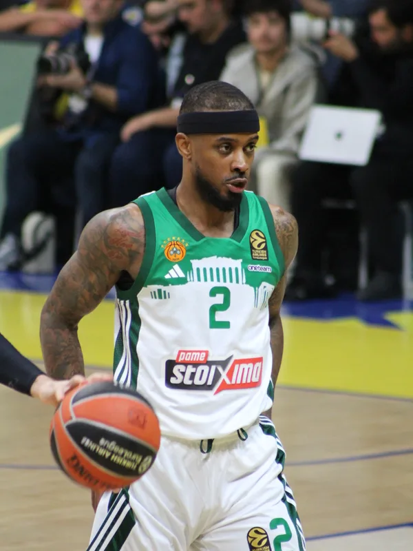 Lorenzo Brown