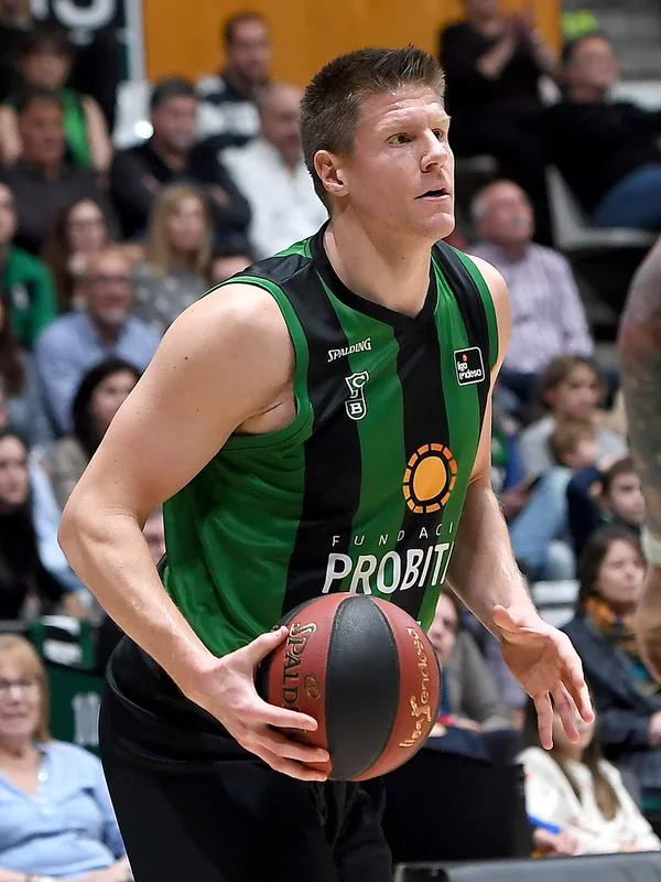 Luke Harangody