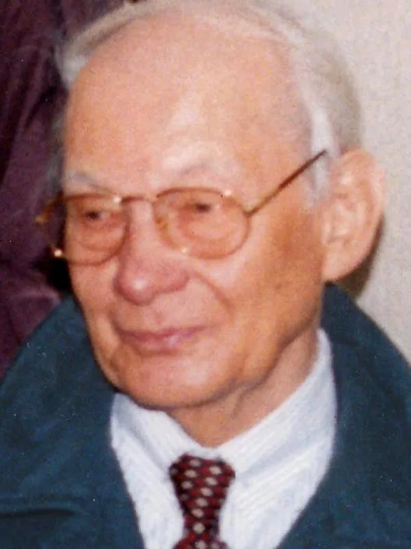 Manfred Eigen