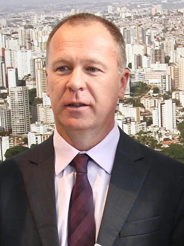 Mano Menezes