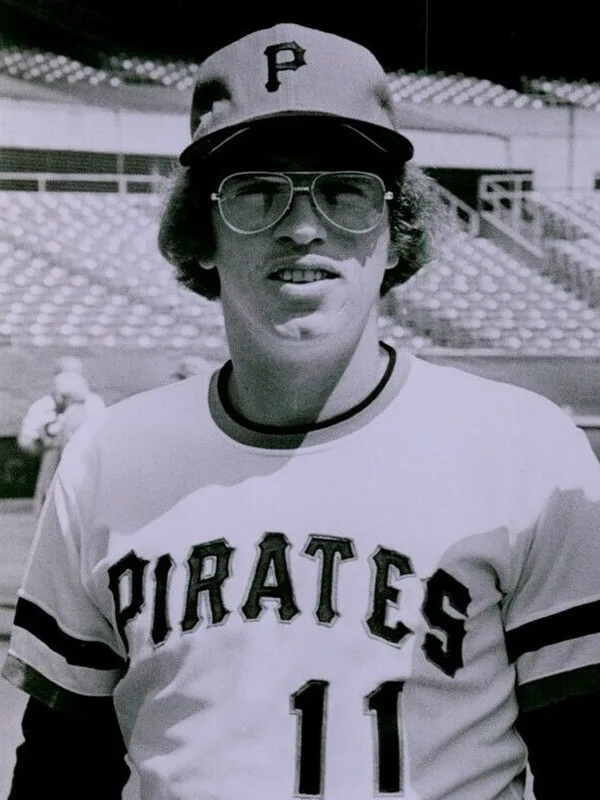Mario Mendoza