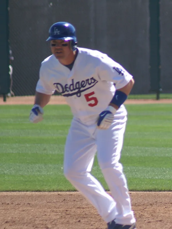 Mark Loretta