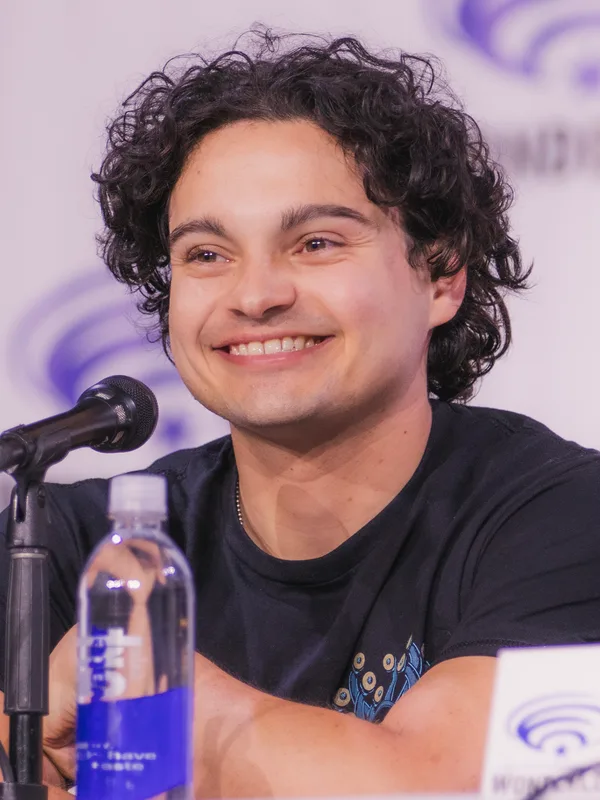 Max Burkholder