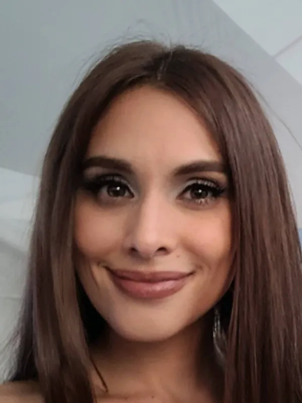 Max Collins (actress)