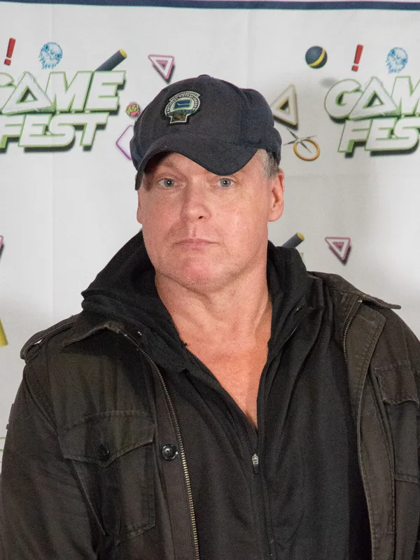 Michael Shanks