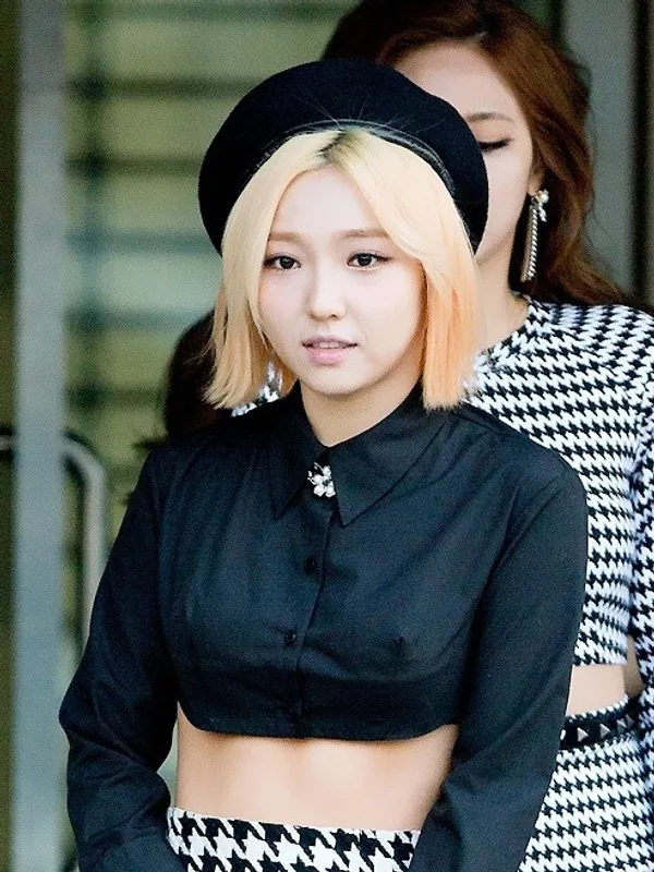 Min (South Korean singer)