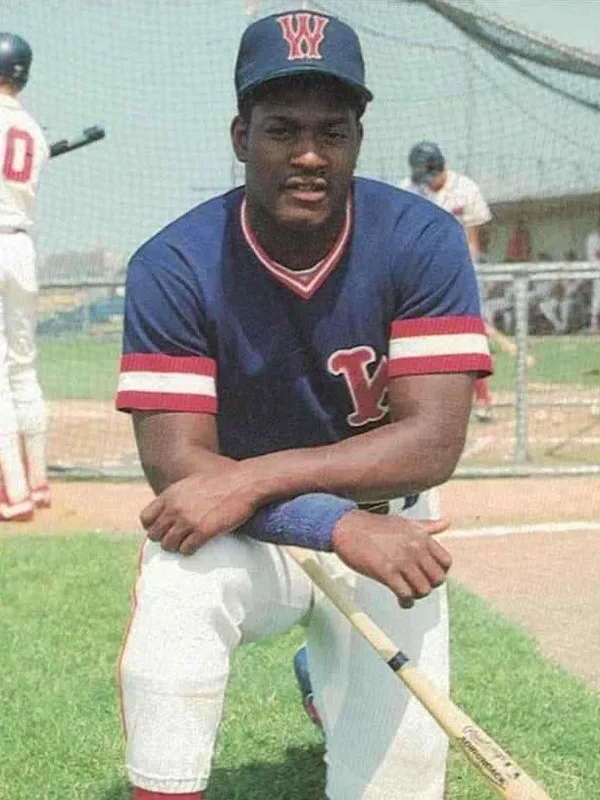 Mo Vaughn