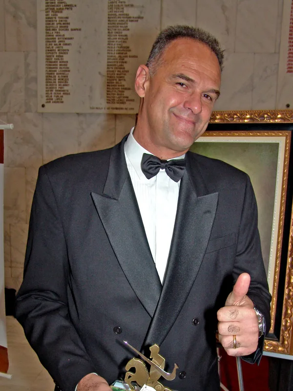 Oscar Schmidt