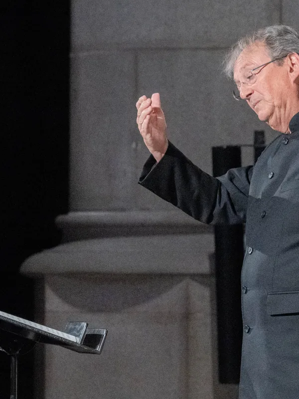 Peter Phillips (conductor)