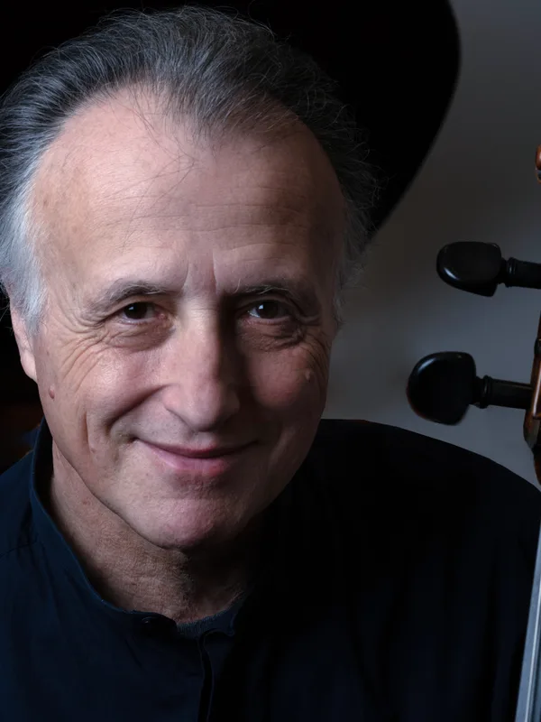 Raphael Wallfisch