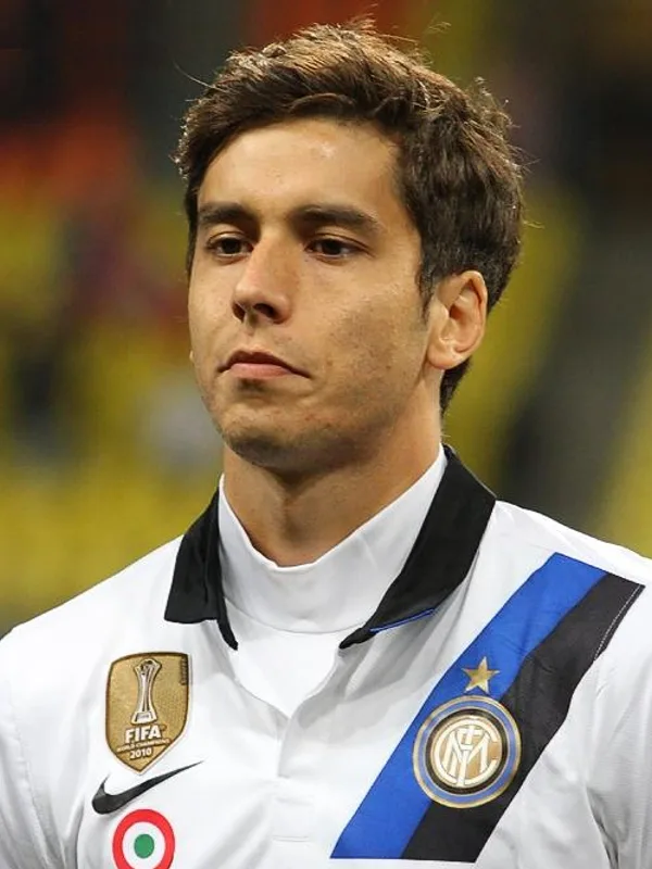Ricky Álvarez