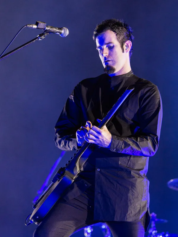 Rob Swire