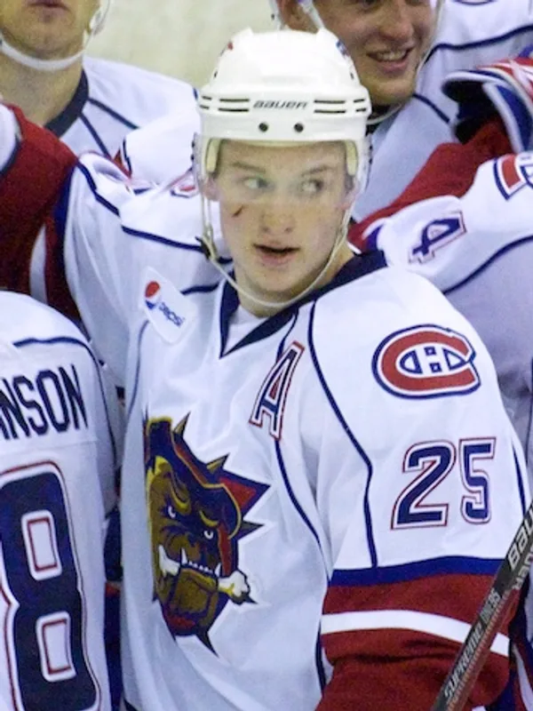 Ryan White (ice hockey)