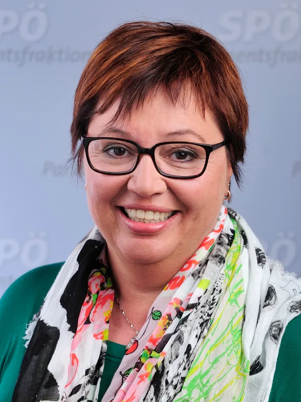 Sabine Oberhauser