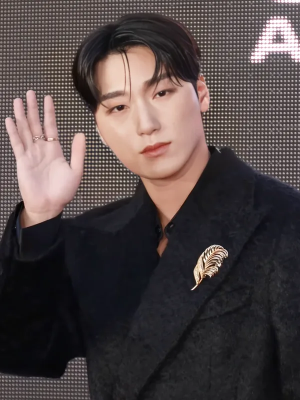San (singer)