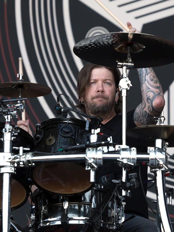 Scott Phillips (musician)