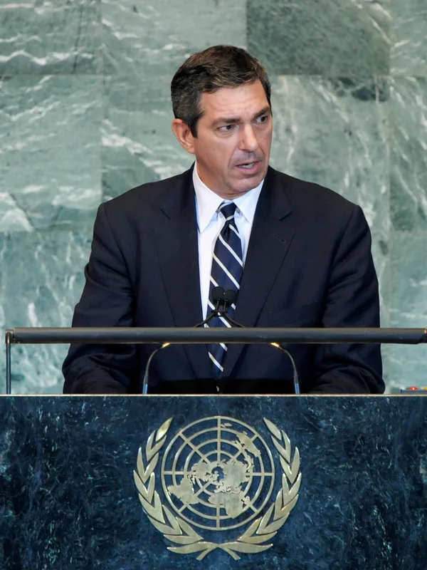 Stavros Lambrinidis