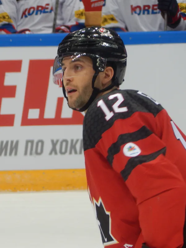 Stefan Elliott