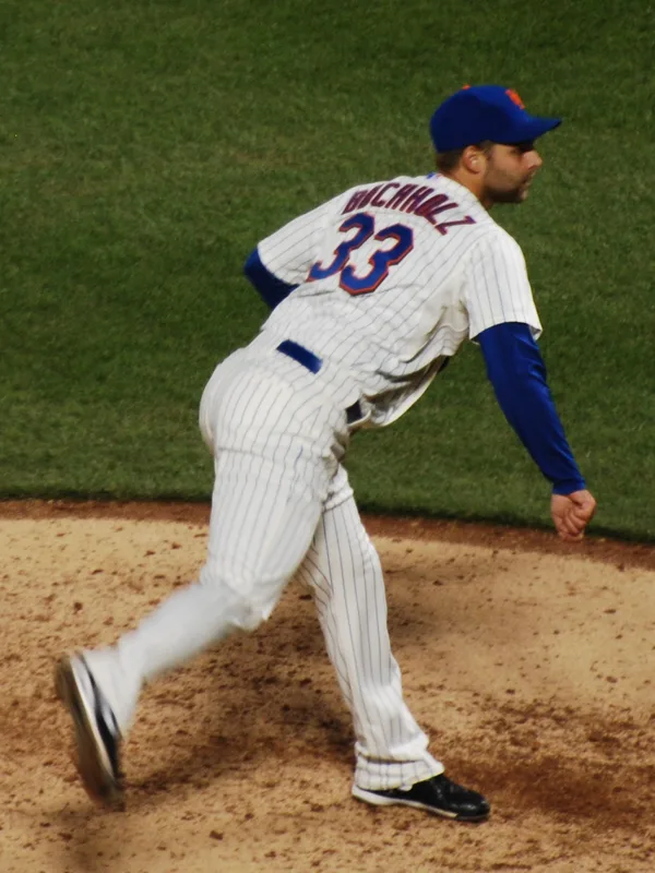 Taylor Buchholz