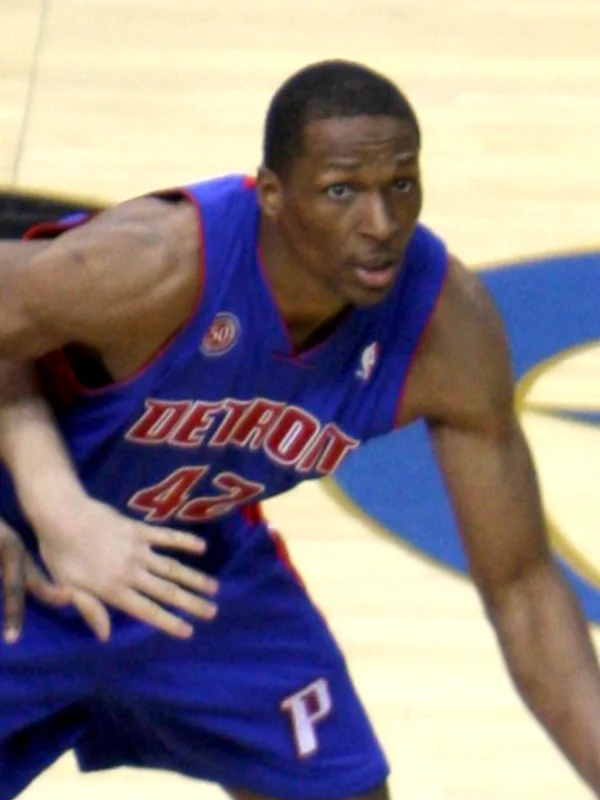 Theo Ratliff