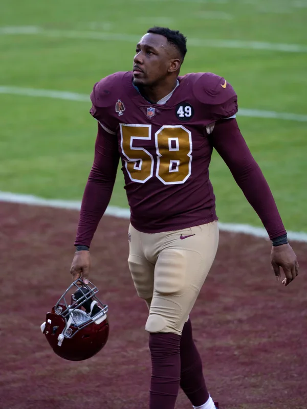 Thomas Davis Sr.
