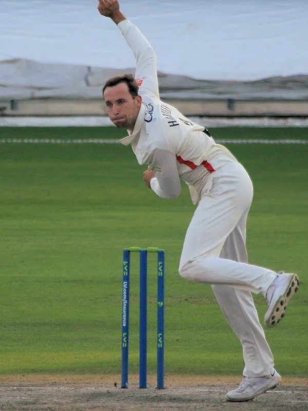 Tom Hartley (cricketer)