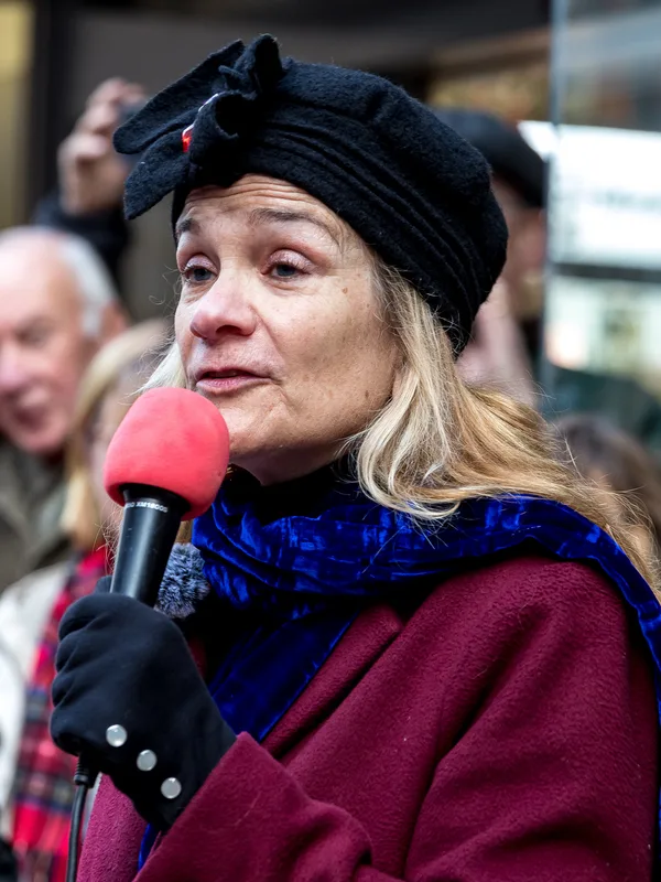 Tracy Chevalier