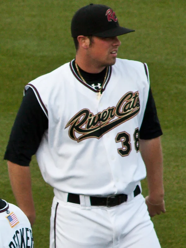 Vin Mazzaro