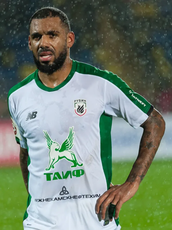 Yann M'Vila