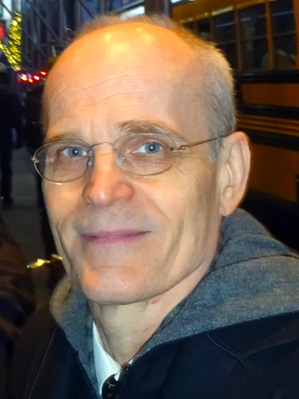 Željko Ivanek