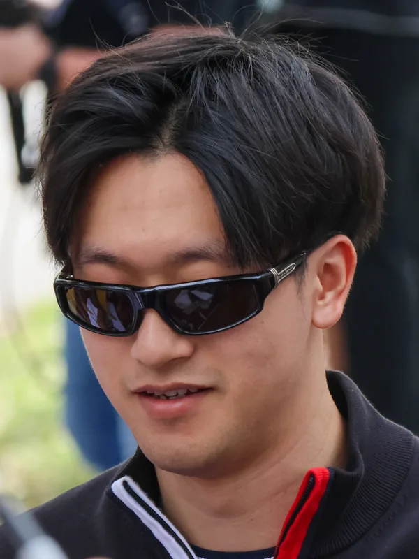 Zhou Guanyu